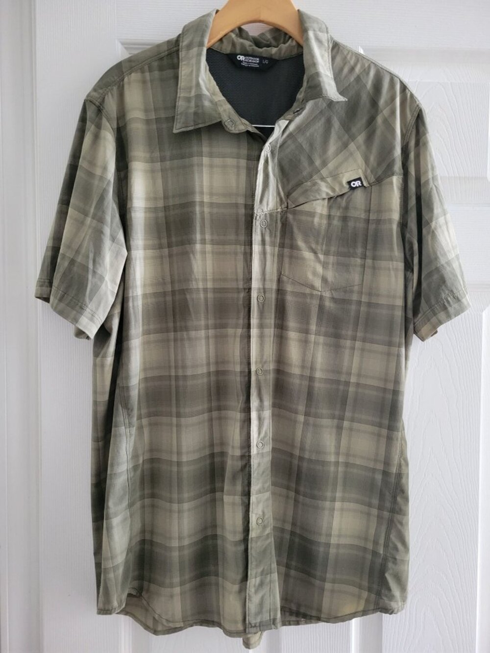 Outdoor Research Mens Green Astroman Sun shirt size Large Gorpcore Hiking Travel